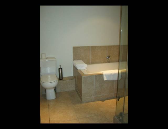 3 BEDROOM APARTMENT FOR SALE IN POINT WATERFRONT